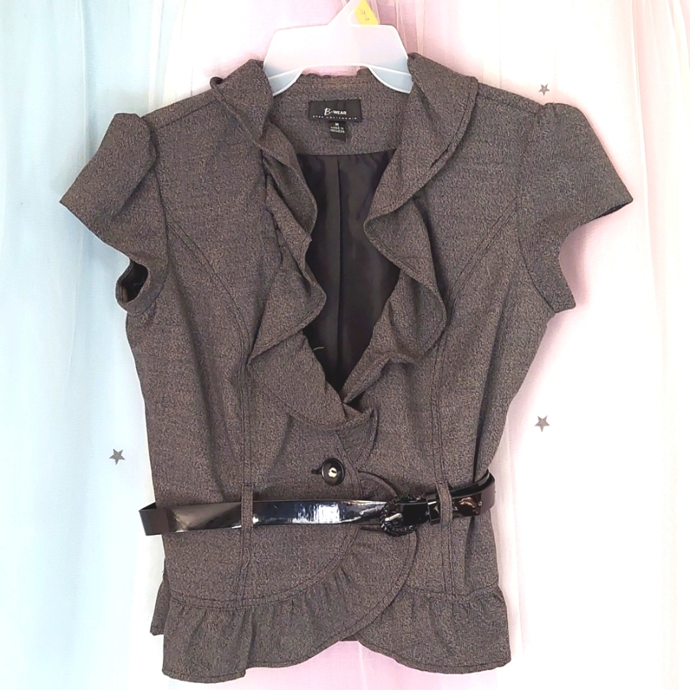 Adorable Y2K 1940s Inspired Blazer
